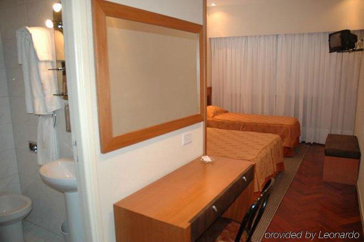 Hotel Napoleon Buenos Aires Kamer foto